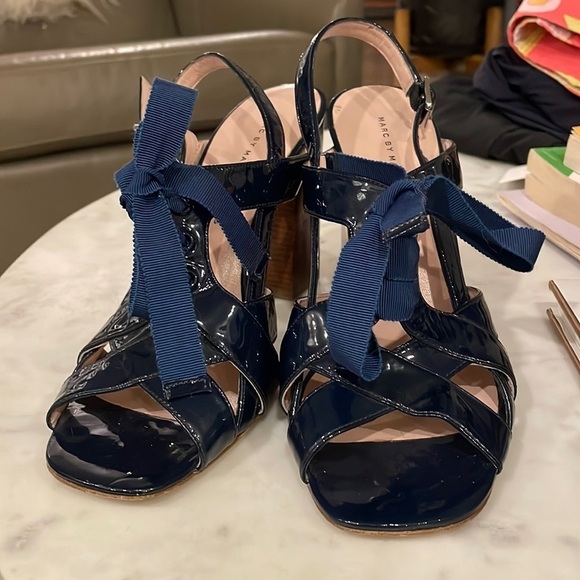 Marc by Marc Jacobs Blue Patent Leather Sandals - Picture 3 of 11